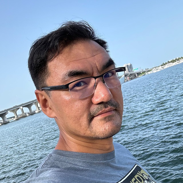 Асхат Уразбаев